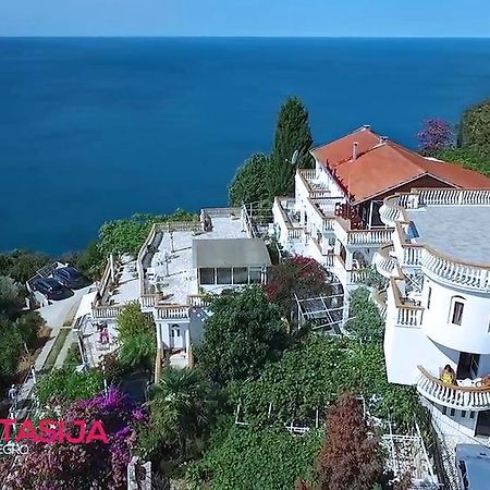 Apartments & Rooms Villa Anastasija 울친 외부 사진