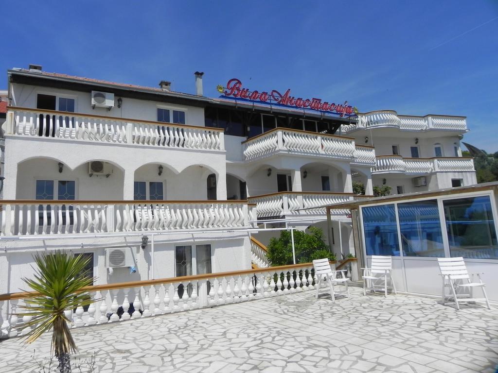 Apartments & Rooms Villa Anastasija 울친 외부 사진
