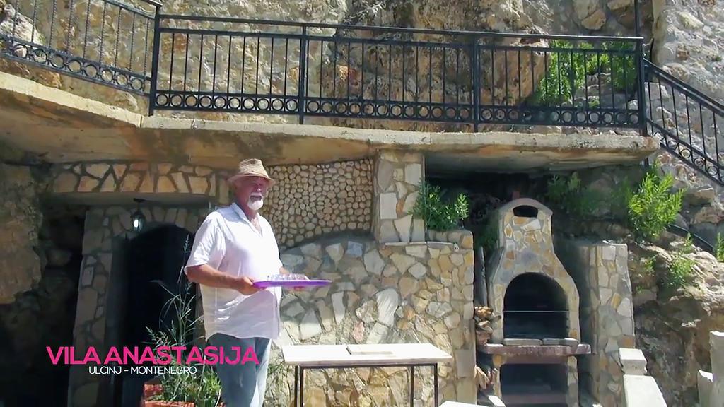 Apartments & Rooms Villa Anastasija 울친 외부 사진